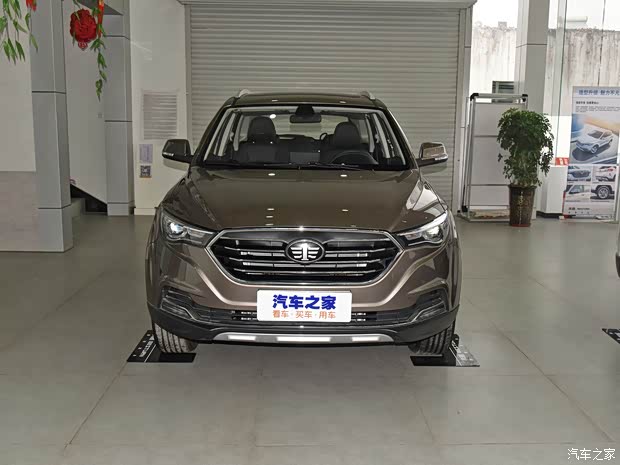 一汽奔腾 奔腾X40 2019款 1.6L 手动豪华型