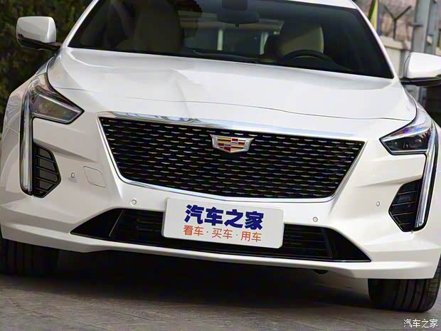 上汽通用凱迪拉克 凱迪拉克CT6 2019款 28T 時(shí)尚型