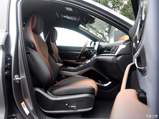 比亚迪 宋PLUS 2020款 1.5T 自动旗舰PLUS 比亚迪 宋PLUS 2020款 1.5T 自动旗舰PLUS