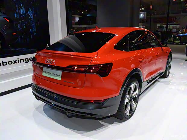 奥迪(进口) 奥迪e-tron(进口) 2020款 Sportback 奥迪(进口) 奥迪e-tron(进口) 2020款 Sportback