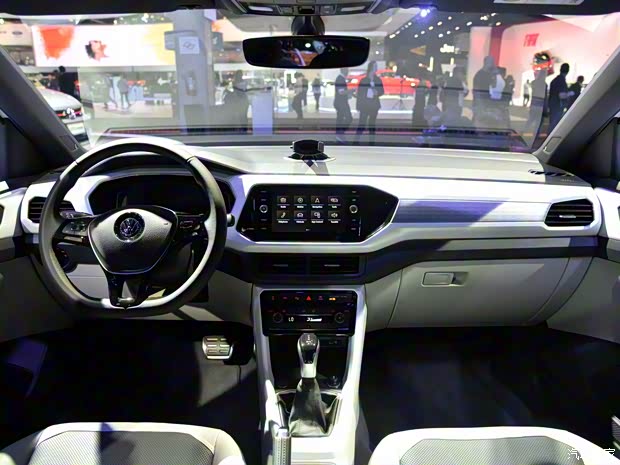 大众(进口) T-Cross(海外) 2019款 南美版 大众(进口) T-Cross(海外) 2019款 南美版