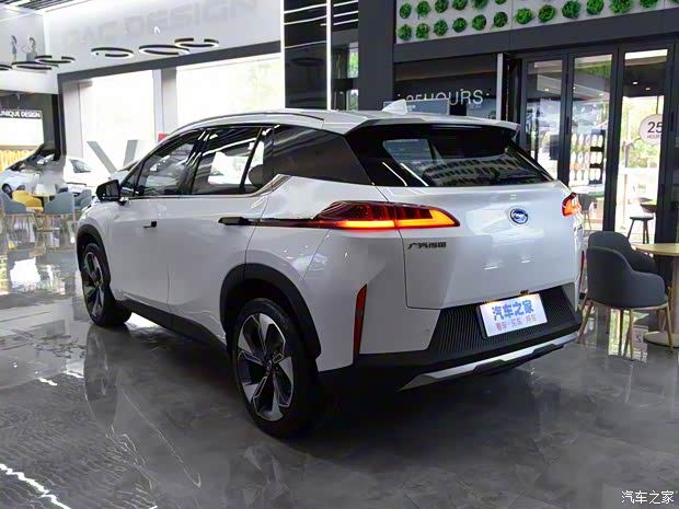 广汽新能源 Aion V(埃安V) 2020款 80 超长续航版