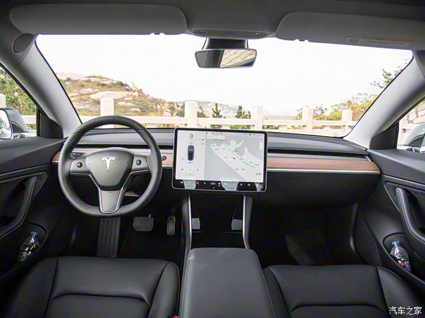 特斯拉中國 Model 3 2019款 標(biāo)準(zhǔn)續(xù)航后驅(qū)升級版