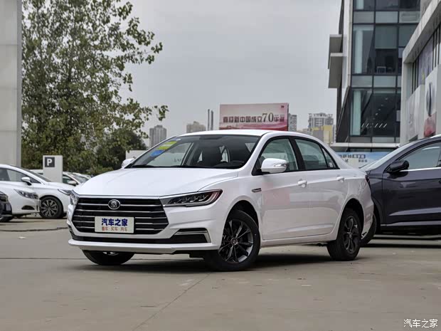 比亞迪 秦 2019款 1.5L 自動豪華型