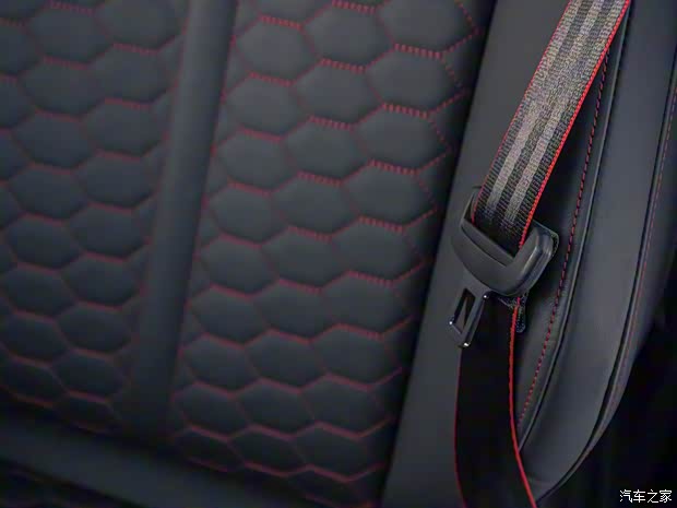 Audi Sport 奥迪RS Q3 2020款 基本型