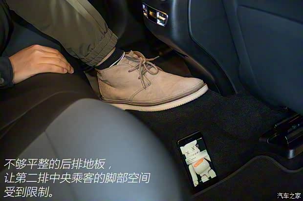 梅赛德斯-EQ 奔驰EQC(海外) 2018款 EQC 400