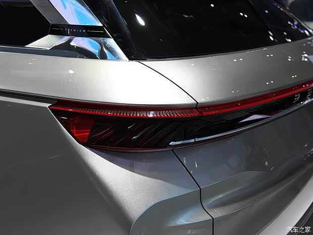 一汽奔腾 奔腾T99 2019款 基本型