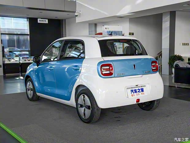 长城汽车 欧拉R1 2019款 351km 灵趣版 长城汽车 欧拉R1 2019款 351km 灵趣版