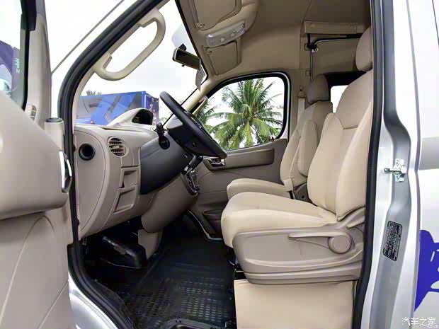 上汽大通 上汽大通V80 2018款 AMT商杰