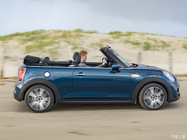 MINI MINI 2020款 Convertible Sidewalk Edition MINI MINI 2020款 Convertible Sidewalk Edition