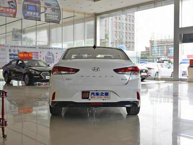 北京现代 索纳塔新能源 2018款 基本型
