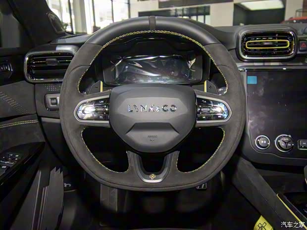 領(lǐng)克 領(lǐng)克03 2019款 03+ 2.0TD 自動勁Pro版