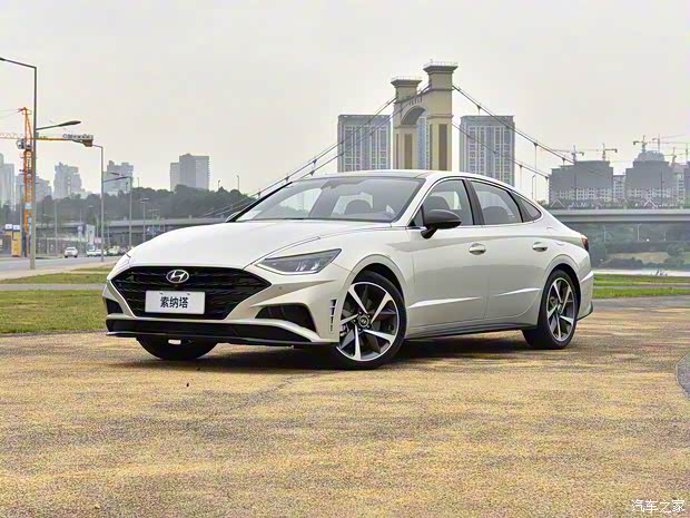 北京现代 索纳塔 2020款 380T 基本型 北京现代 索纳塔 2020款 380T 基本型
