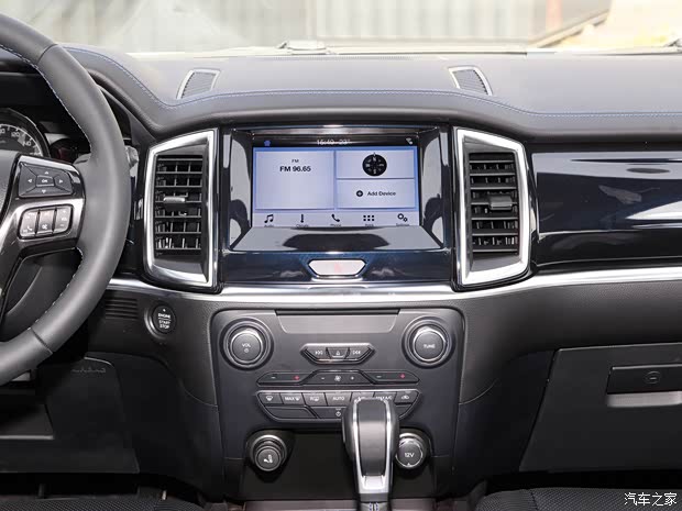 江铃福特 撼路者 2020款 运动版 2.3T 汽油自动四驱豪华版 7座