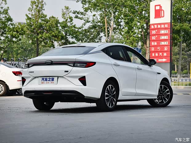 江淮汽车 江淮iC5 2020款 豪华都市版