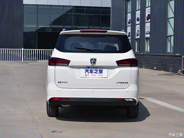 上汽通用五菱 宝骏360 2019款 1.5L CVT基本型 上汽通用五菱 宝骏360 2019款 1.5L CVT基本型