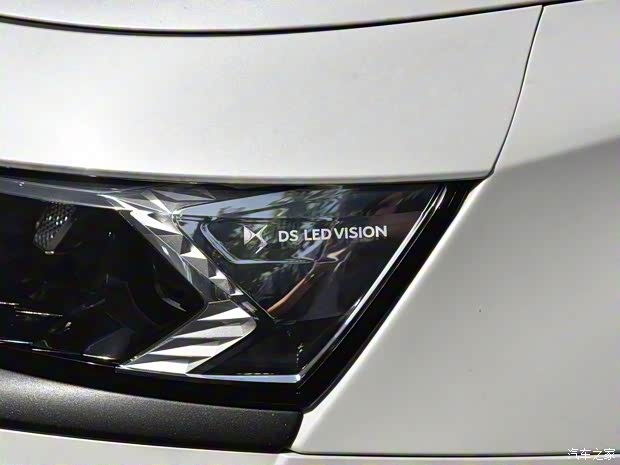 长安标致雪铁龙 DS 7 2018款 运动版 基本型