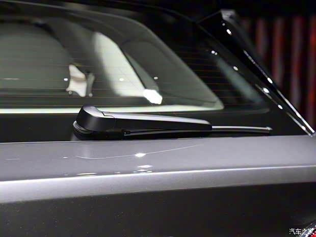 賓利 添越 2021款  4.0T V8