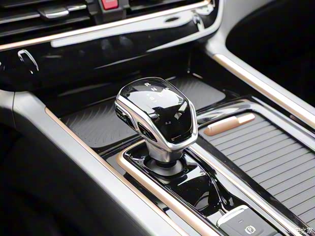 江汽集團(tuán) 思皓X7 2021款 1.5T 旗艦型