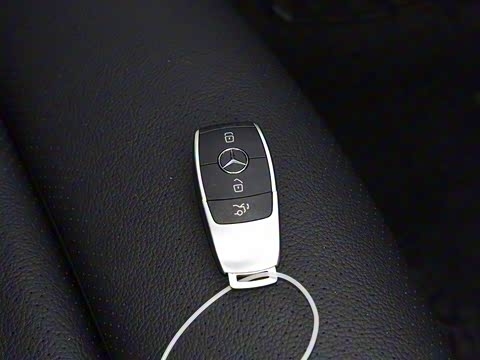 2020款 C 200 L 时尚型运动版 2020款 C 200 L 时尚型运动版