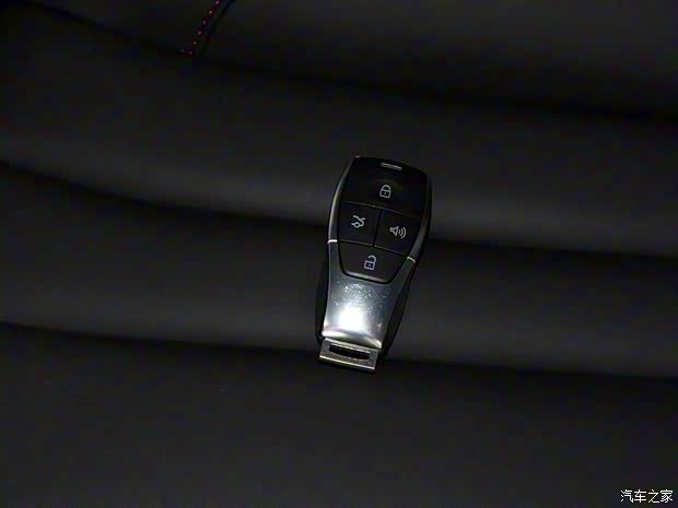 北京汽车 智道U7 2019款 1.5T 手动精英版 国VI