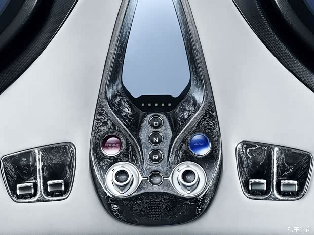 迈凯伦 迈凯伦Speedtail 2020款 基本型 迈凯伦 迈凯伦Speedtail 2020款 基本型