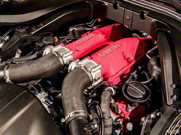 法拉利 Roma 2020款 基本型