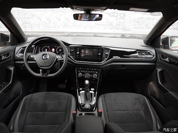 一汽-大众 T-ROC探歌 2018款 280TSI DSG四驱豪华型