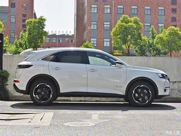 长安标致雪铁龙 DS 7 2018款 运动版 基本型