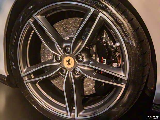 法拉利 Roma 2020款 基本型