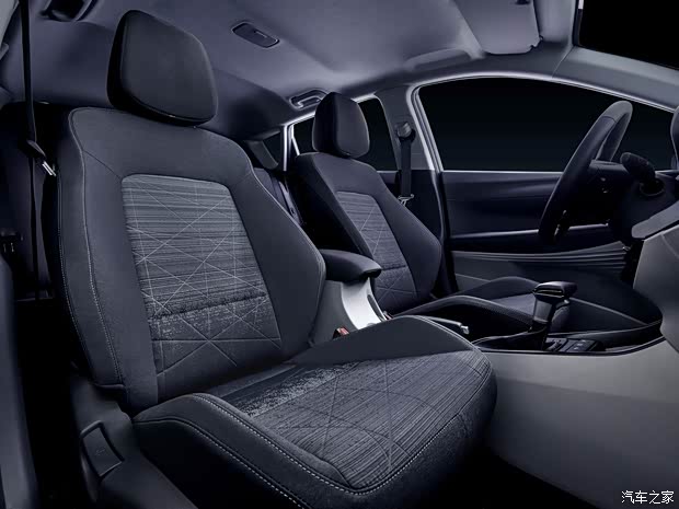 现代(进口) BAYON 2021款 基本型 现代(进口) BAYON 2021款 基本型