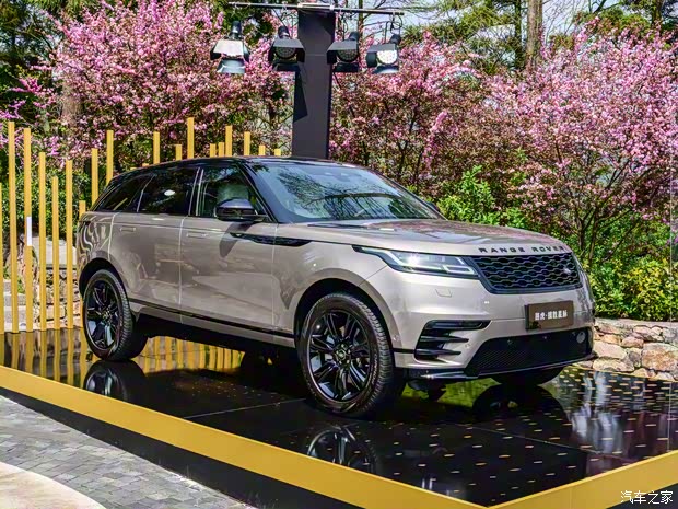 路虎(進(jìn)口) 攬勝星脈 2021款 基本型