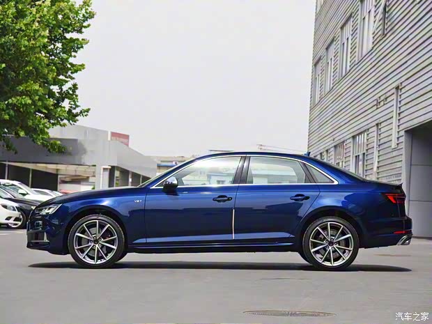 奥迪(进口) 奥迪S4 2018款 S4 3.0TFSI