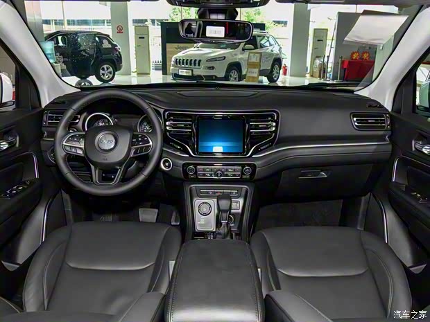 广汽菲克Jeep 指挥官 2018款 2.0T 四驱臻享版