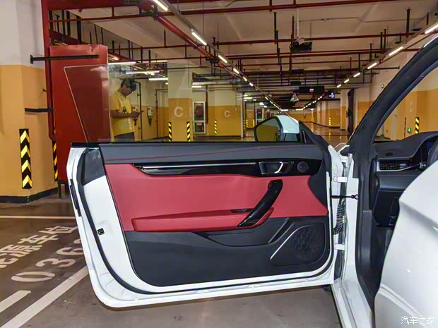 零跑汽车 零跑S01 2018款 试装版 零跑汽车 零跑S01 2018款 试装版