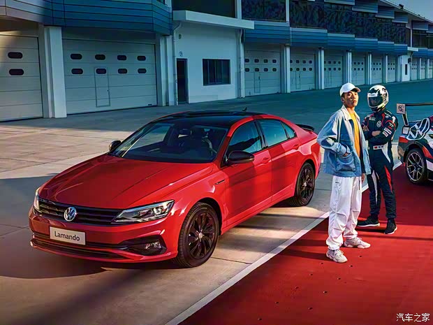 上汽大眾 凌渡 2021款 280TSI DSG豪華魅影版