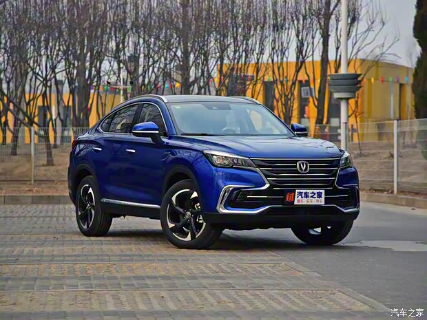 长安汽车 长安CS85 COUPE 2019款 2.0T 智版 长安汽车 长安CS85 COUPE 2019款 2.0T 智版