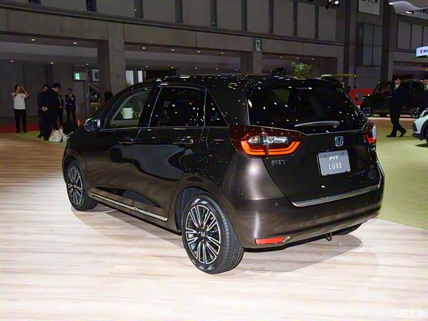 本田(进口) 飞度(进口) 2020款 LUXE 本田(进口) 飞度(进口) 2020款 LUXE