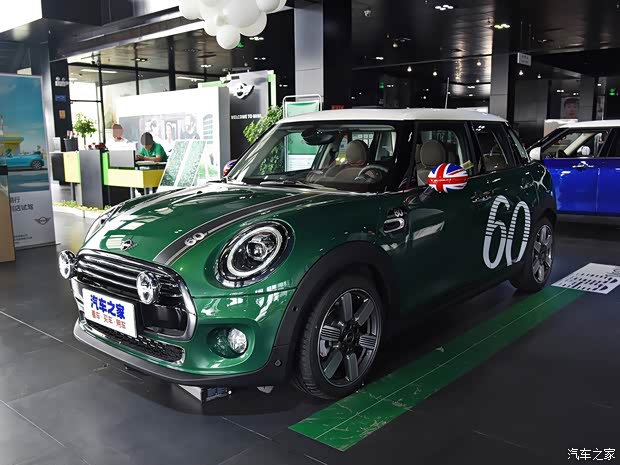 MINI MINI 2019款 1.5T COOPER 60周年纪念版 五门版 MINI MINI 2019款 1.5T COOPER 60周年纪念版 五门版