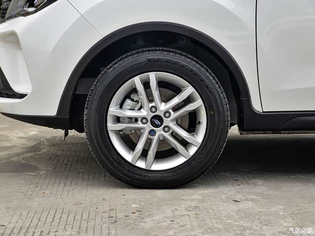 長(zhǎng)安汽車(chē) 長(zhǎng)安歐尚科賽5 2020款 基本型