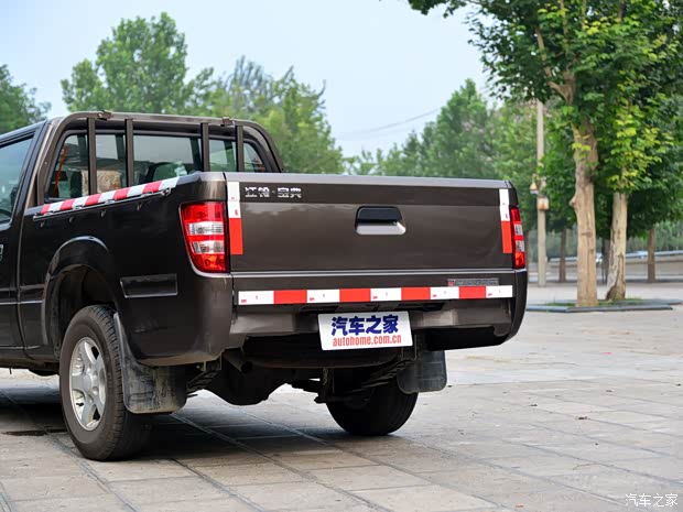 江铃汽车 宝典 2016款 1.8T新超值汽油两驱长货箱GLJX4G18E5L