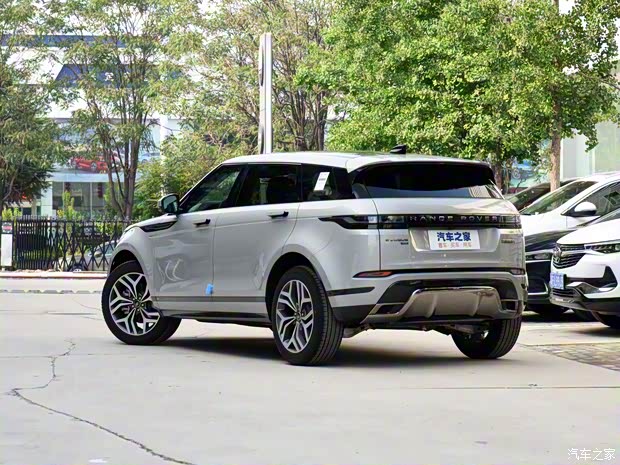 奇瑞捷豹路虎 揽胜极光 2021款 极光L 249PS R-Dynamic SE 豪华版 奇瑞捷豹路虎 揽胜极光 2021款 极光L 249PS R-Dynamic SE 豪华版