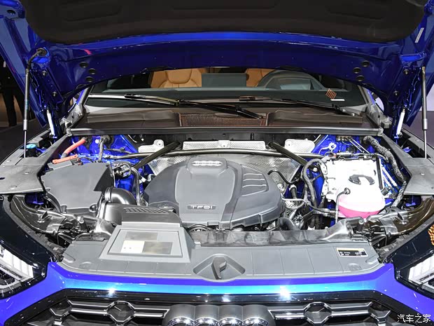 一汽-大众奥迪 奥迪Q5L 2021款 45T 甄选动感型 一汽-大众奥迪 奥迪Q5L 2021款 45T 甄选动感型