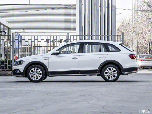 一汽-大众 C-TREK蔚领 2018款 1.5L 自动舒适型 一汽-大众 C-TREK蔚领 2018款 1.5L 自动舒适型