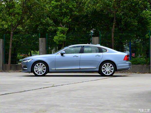 沃爾沃(進(jìn)口) 沃爾沃S90 2016款 2.0T T6 AWD智尊版