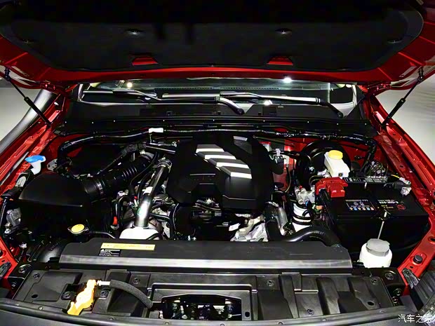 郑州日产 锐骐6 2021款 2.3T自动柴油四驱穿越版标准型M9T 郑州日产 锐骐6 2021款 2.3T自动柴油四驱穿越版标准型M9T