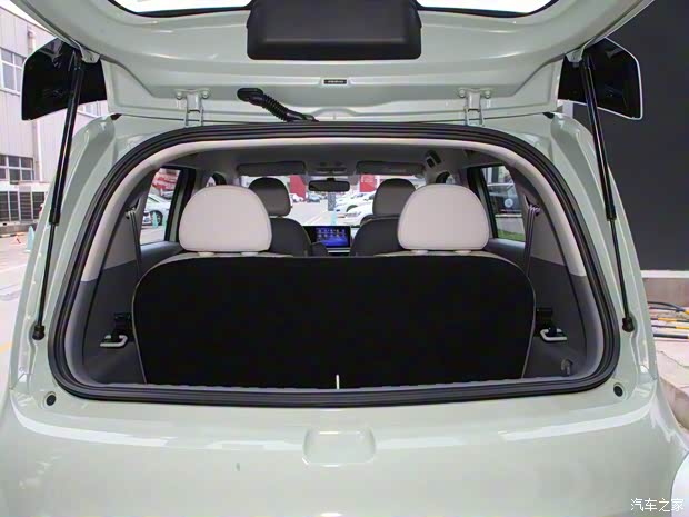 长城汽车 欧拉白猫 2022款 小野猫版 360km 豪华型