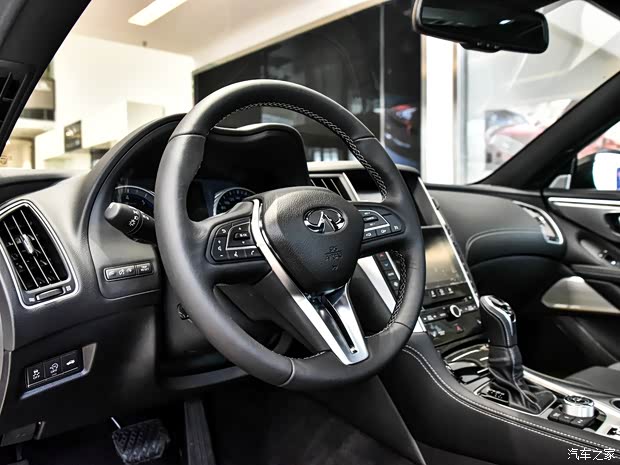 英菲尼迪(进口) 英菲尼迪Q60 2017款 2.0T 标准型