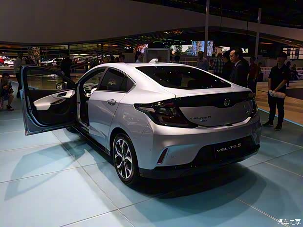 上汽通用别克 VELITE 5 2017款 时尚增程型 上汽通用别克 VELITE 5 2017款 时尚增程型