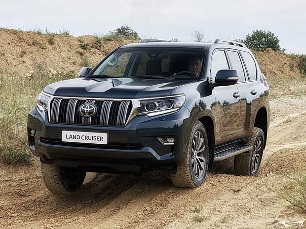 丰田(进口) 普拉多(进口) 2017款 基本型 丰田(进口) 普拉多(进口) 2017款 基本型